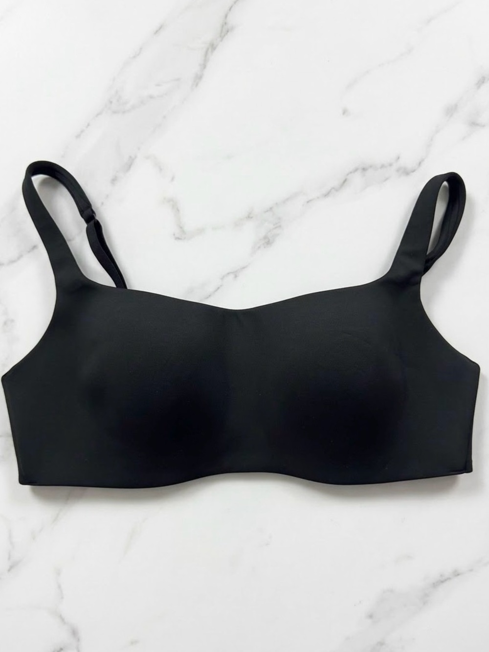 Victoria's Secret Black Lightly Lined Bralette Bra - Size M